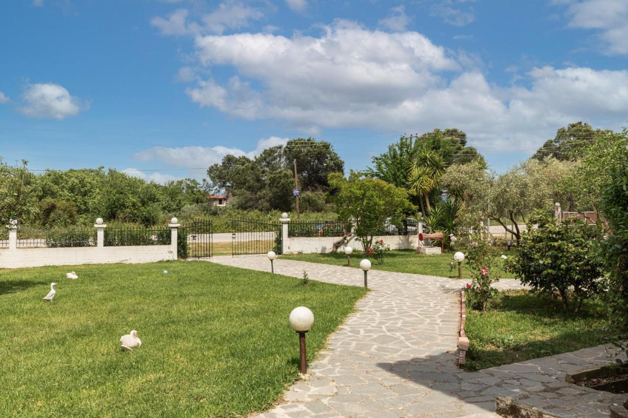 M&M Villa Vourvourou Dış mekan fotoğraf